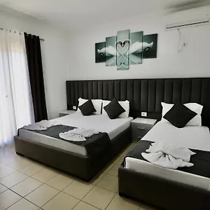 Kapllani Hotel